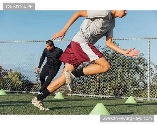 足球运动员的长期训练计划与竞技表现优化